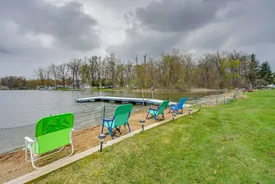 Image de Osseo Cottage on Pleasant Lake w/ Dock & Views!