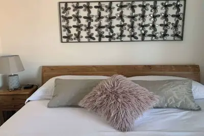 Image de Découvrez notre spacieux condo de 2 chambres et 1 salle de bain près de Eagle Beach