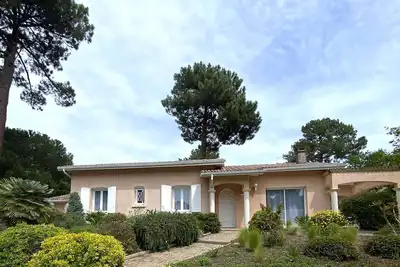 Image de Agréable Maison de plain-pied de 100 m²