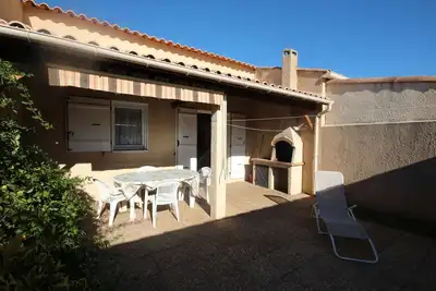 Image de Maison de vacances avec 2 Terrasses, 6 couchages, 150m de la plage residence Les Sentolines sans. . .