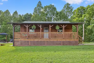 Image de WiFi & Hot Tub - Country Dream - Cabin in Red River Gorge, Ky!