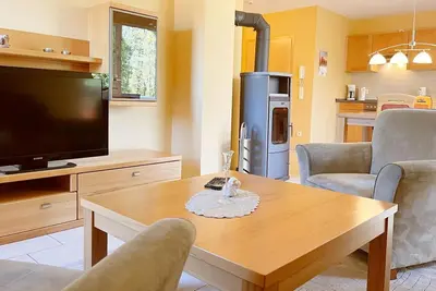 Image de Gemütlich & Liebevoll Eingerichtete, 57qm Große, Ferienwohnung für 4 Personen. - Haus Isabel