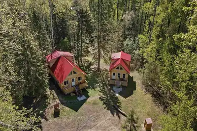 Image de *Low Season Pricing! * Cozy Cabin Retreat - Reconnect with Nature in Comfort!