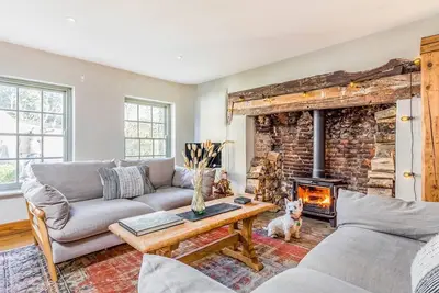 Pass the Keys | Charming Downland Cottage