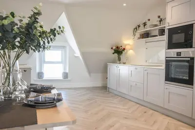 Image de Fore Street House - Apartment 3, family friendly in Seaton, Devon