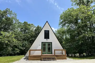 Image de New A-Frame Stay Awhile near Mammoth Cave National Park & <1 mi to Nolin Lake!