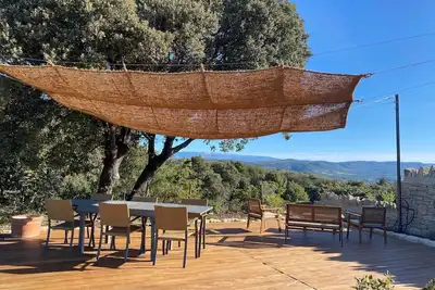 Image de Gordes, calme absolu et vue panoramique