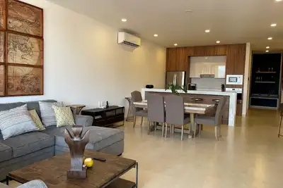 Image de Luxury condo in prestigious Pedregal community with private beach.