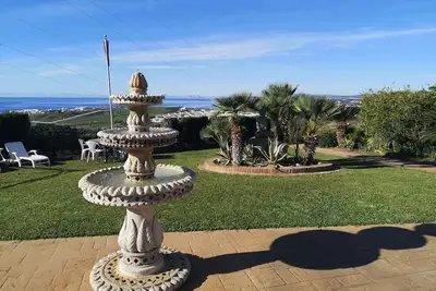 Image de Exclusive Stor Campingvogn. Med. super Udsigt