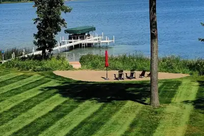 Image de Wolf Trail Lodge - Lakefront Retreat on N Long Lake near State Trails