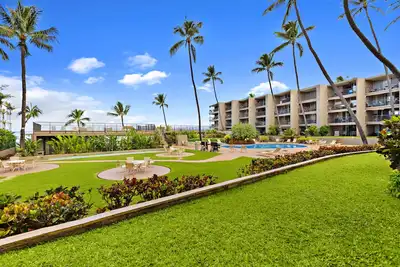 Image de Sleek ground-floor 2bd condo in West Maui