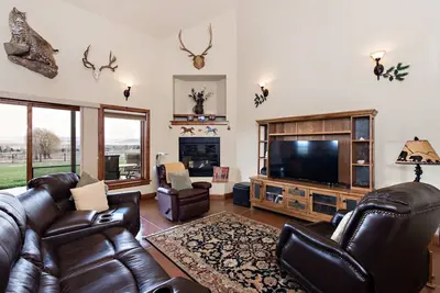 Image de Spacious Rural Home Near I-70 & Vista View Events