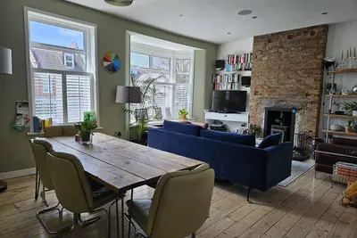 Image de Spacious 4 Bedroom Family Home With Garden