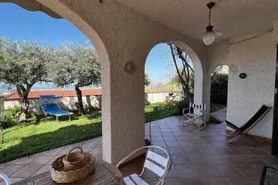 Image de Villa avec jardin près de la mer