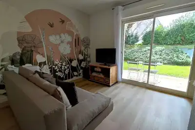 Appartement avec Wifi, terrasse, jardin, parking privé à 800m de la plage à Trébeurden