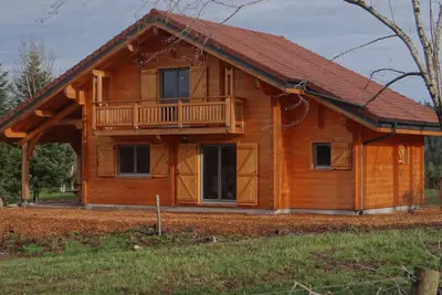 Image de Chalet individuel avec Tv, Wifi et cuisine équipée, près de sentiers de randonnée et stations de ski