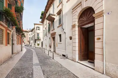 Image de Verincanto Suite In old Verona Downtown
