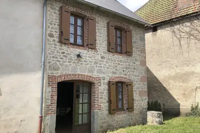 Image de Gîte campagne creusoise dans petit bourg