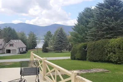 Image de Lake George House, Modern, Bright and Views in Huletts Landing Ny\n\nSleeps 7