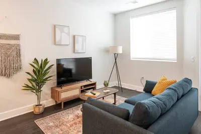 Cozysuites l Dream 1br in Downtown Cincinnati
