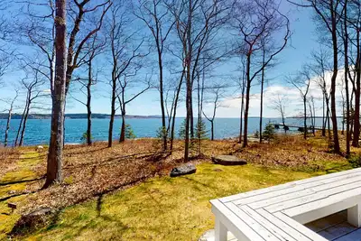 Image de Oceanfront retreat with sunrise views, screened porch, & deck