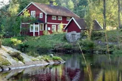 Image de Waterfront cottage with fishing opportunities