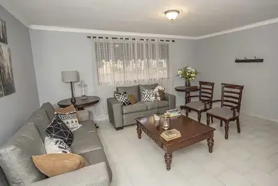 Image de Spacious very well located 3 Bedrooms Apartment