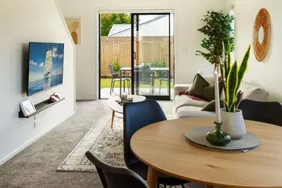 Image de Riccarton 2 Bed 1 Bath w Garage