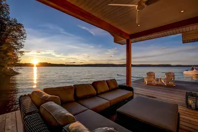 Image de Lake of Bays Compound - Nw Exposure All-Day Sun & Sunset