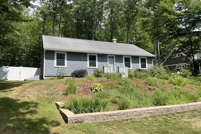 Image de Welcome to Wolfeboro! Enjoy staying in the Oldest Summer Resort In America!