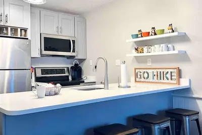 Image de Knotty Chipmunk - Golf, Outdoor Pool + Story Land