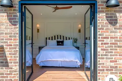 Image de Historic Phoenix's Midtown Carriage House, Downtown {Free Parking}