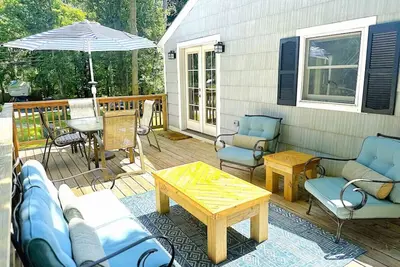Image de Explore Cape Cod Beaches, Shopping, Golfing & More