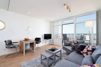 Image de Vacation apartment \"Oskar\" on the south beach Burgtiefe with balcony & Baltic Sea view-2 persons