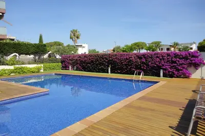 Image de Appartement à 150m de la plage avec piscine, solarium, et parking - Torredembarra