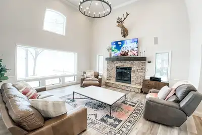 Image de Family Memories on Minnesota’s Greatest Lake!