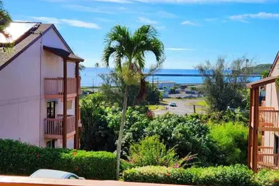 Image de Bh 115 · Central and Bright 2 Br, 2 Ba, Pool & Oceanview