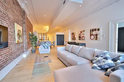Image de Elegant 3-bedroom Condo ✭ Old Montreal ✭ Private Terrace