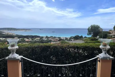 Image de Independent Panoramic Villa with private garden at only 350mt far from the sea.