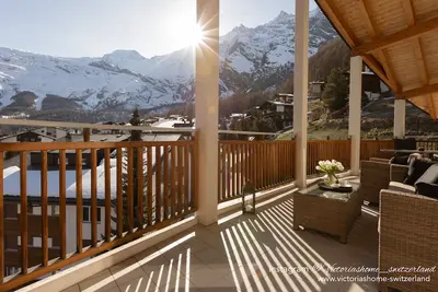 Image de Victoria’s Home - duplex penthouse with stunning mountain views