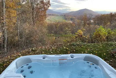 Image de Blue Sky Cabin - Minutes to Downtown W. Jefferson