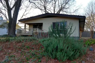 Image de Cozy Duke Park Retreat, Whole House