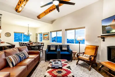 Image de Gorgeous Moab Retreat with Red Rock and La Sal Mountain Views - South Valley