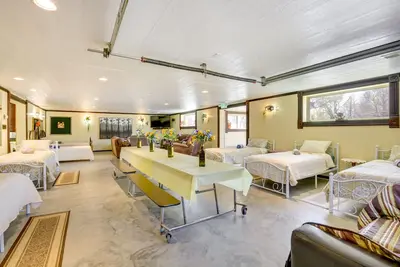 Image de Cameron Nature Retreat: Hike, Bike & More!