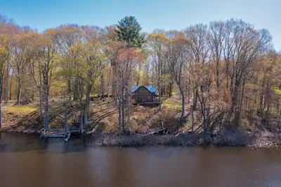 Image de Log cabin- fishing-Lake-- close to South Haven