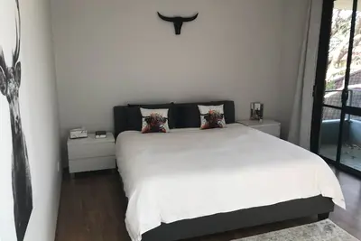 Image de Sunny Quiet Executive / Family Apartment on Manly's Eastern Hill