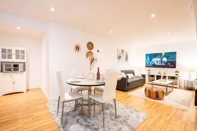 Image de Lovely Cozy Suite+ Free Wifi+ Free parking