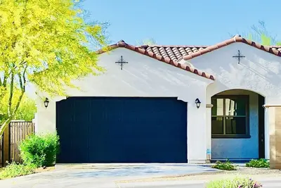 Modern Home Nestling South Mountain