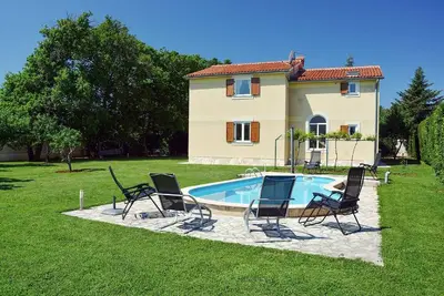 Image de Maison de vacances pour 6 personnes env. 200 qmà Šišan, Istrie (Côte sud de l'Istrie)