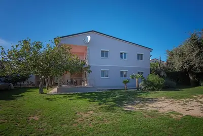 Image de Appartement de vacances pour 8 personnes env. 100 qmà Medulin, Istrie (Côte sud de l'Istrie)